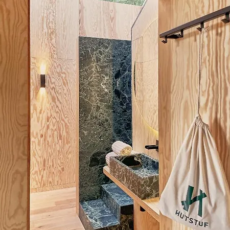 別荘 Hutstuf The Beaver & Private Outdoor ラ・ロシュ・アン・アルデンヌ