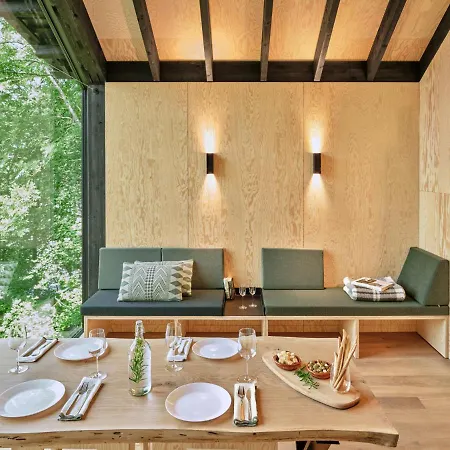 別荘 Hutstuf The Beaver & Private Outdoor ラ・ロシュ・アン・アルデンヌ