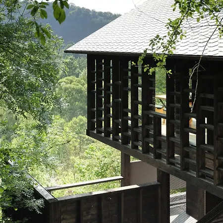 Hutstuf The Beaver & Private Outdoor Holiday home *